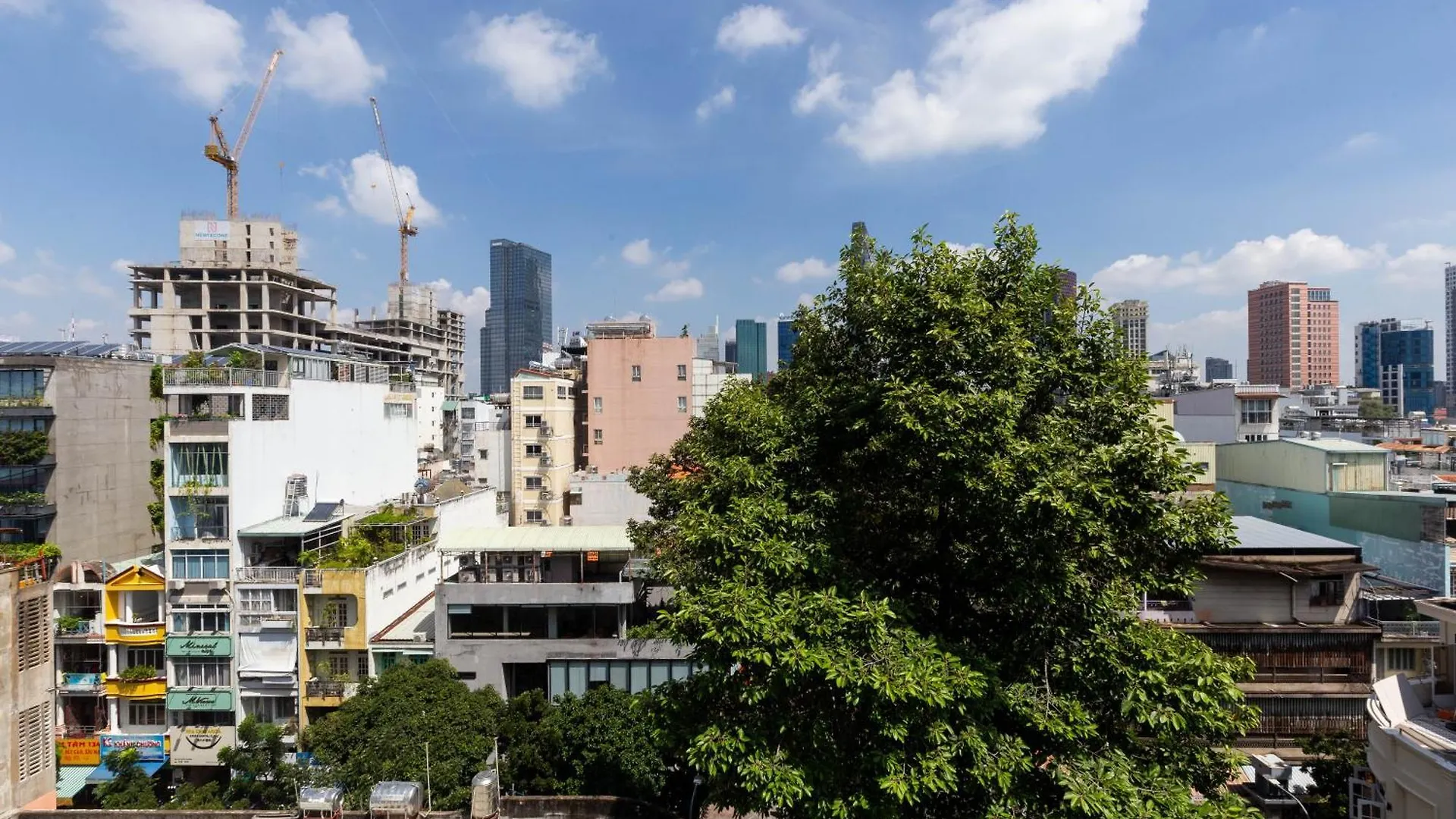 ホテル Milestone Saigon ホーチミン市